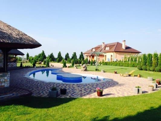 Maetok Country Club Hotel Petrovo Exterior photo