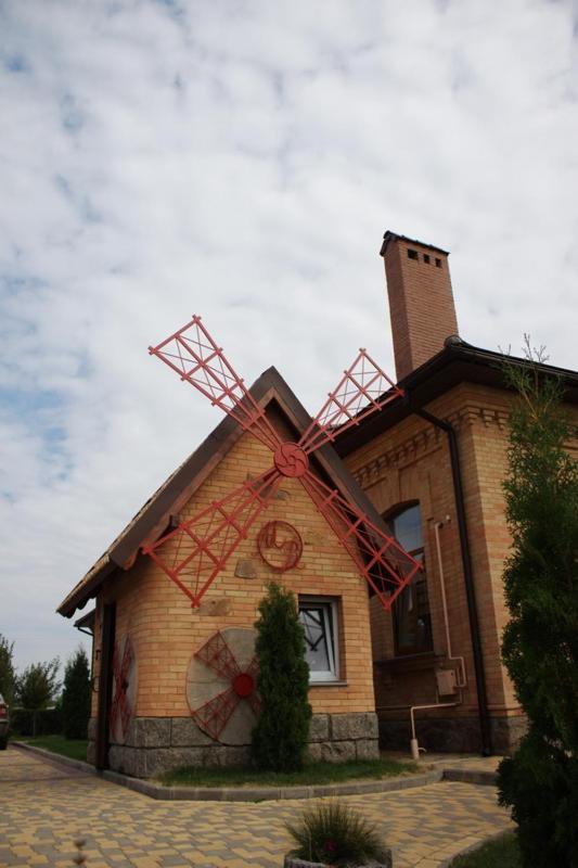 Maetok Country Club Hotel Petrovo Exterior photo